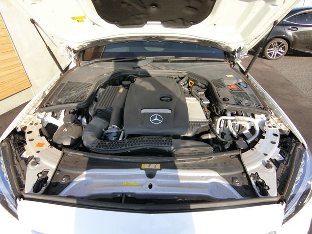 MERCEDES BENZ C CLAS 2015 Image 31