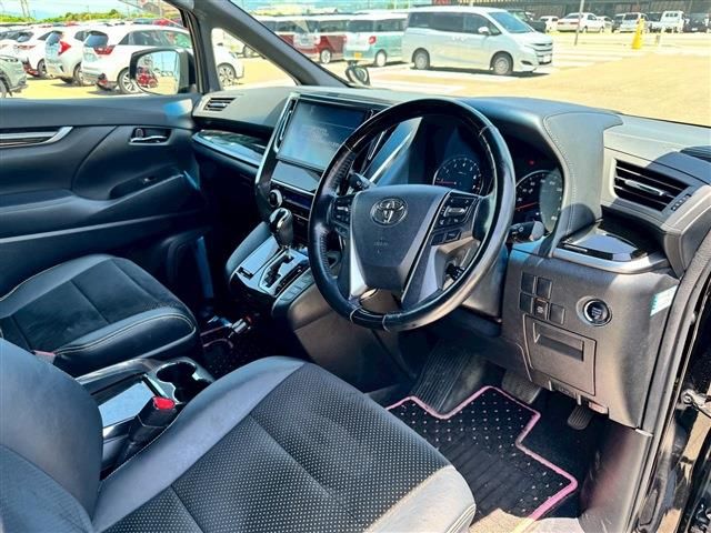 TOYOTA VELLFIRE 2017 Image 31