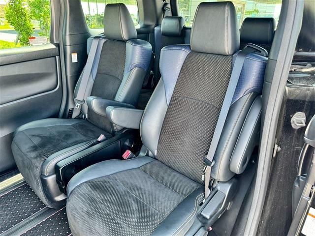 TOYOTA VELLFIRE 2017 Image 31