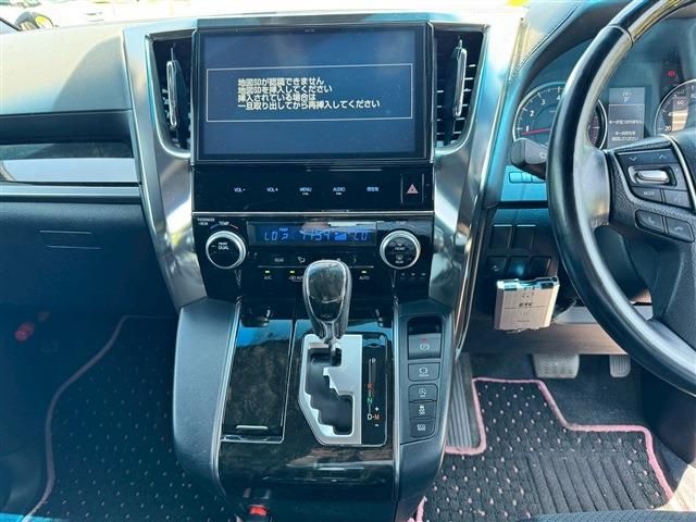 TOYOTA VELLFIRE 2017 Image 31