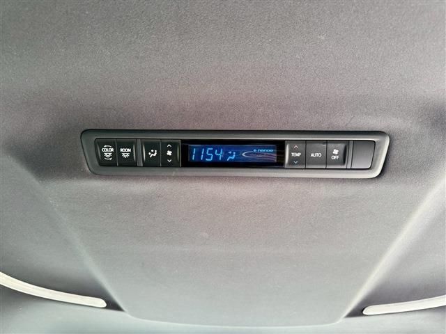 TOYOTA VELLFIRE 2017 Image 31