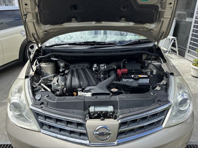 NISSAN TIIDA 2012 Image 31
