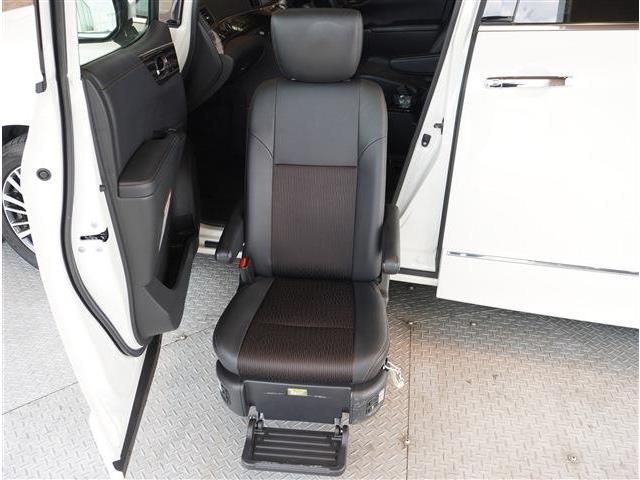 NISSAN ELGRAND 2014 Image 31