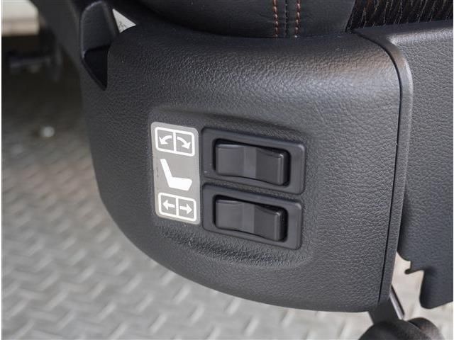 NISSAN ELGRAND 2014 Image 31