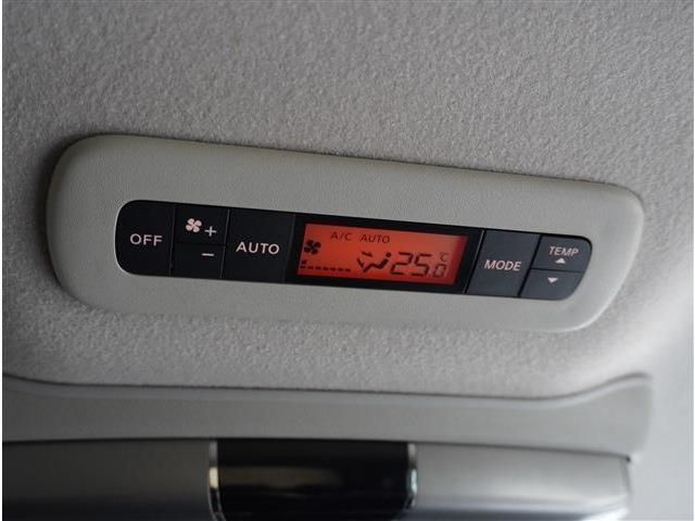 NISSAN ELGRAND 2014 Image 31