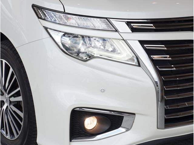 NISSAN ELGRAND 2014 Image 31