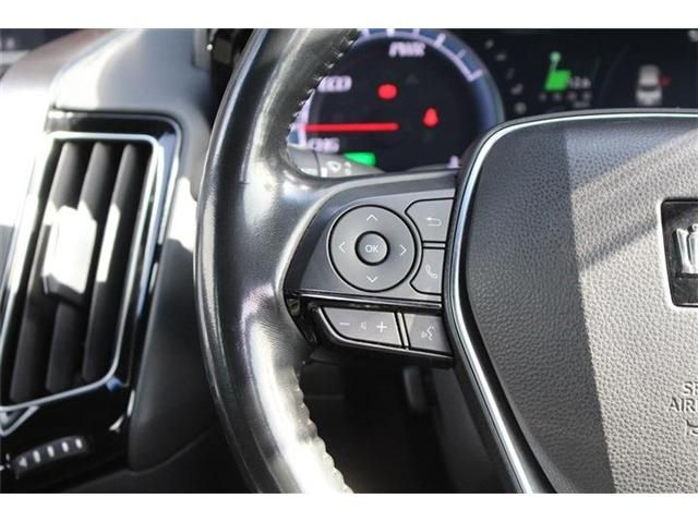 TOYOTA CROWN SEDAN HYBRID 4 2018 Image 31