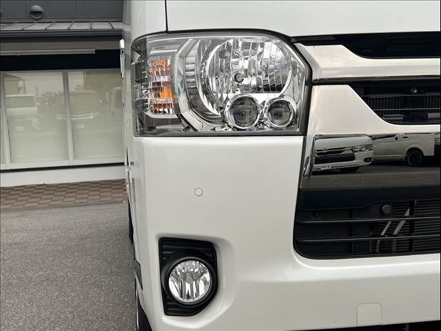 TOYOTA HIACE VAN 4WD 2021 Image 31