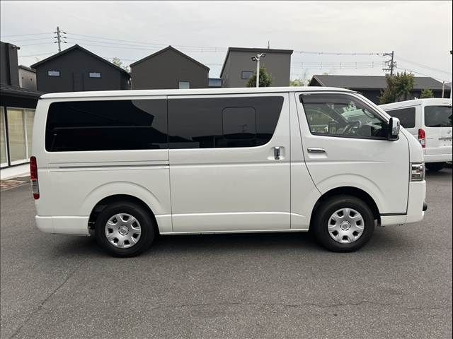 TOYOTA HIACE VAN 4WD 2021 Image 31