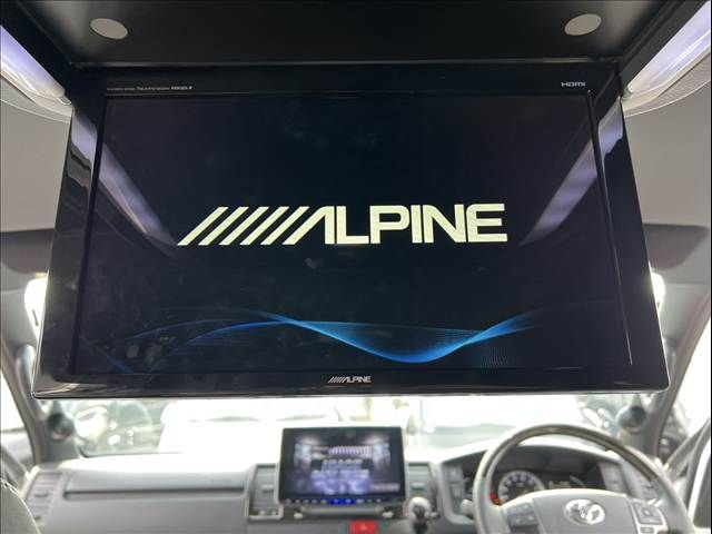 TOYOTA HIACE VAN 4WD 2021 Image 31