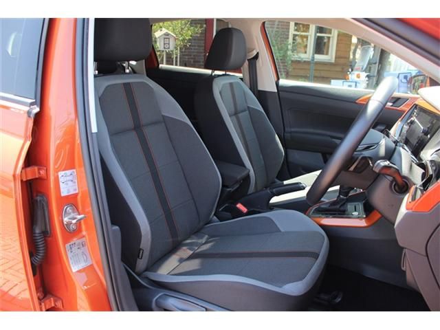 VOLKSWAGEN POLO 2019 Image 31