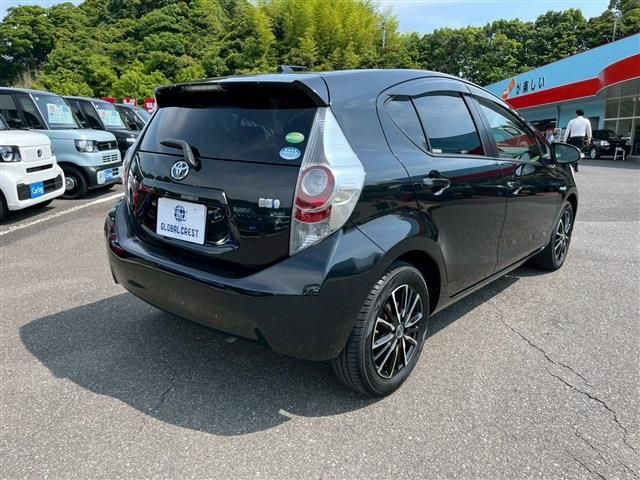 TOYOTA AQUA 2013 Image 31