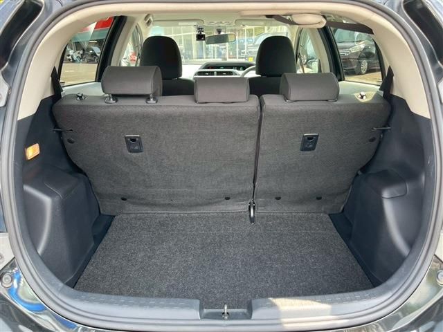 TOYOTA AQUA 2013 Image 31