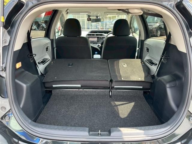 TOYOTA AQUA 2013 Image 31