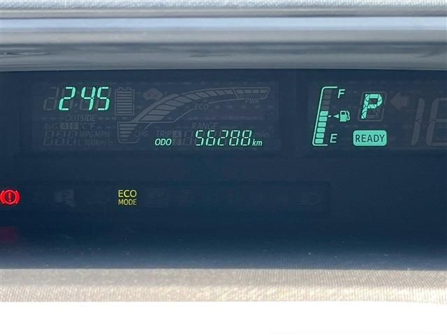 TOYOTA AQUA 2013 Image 31