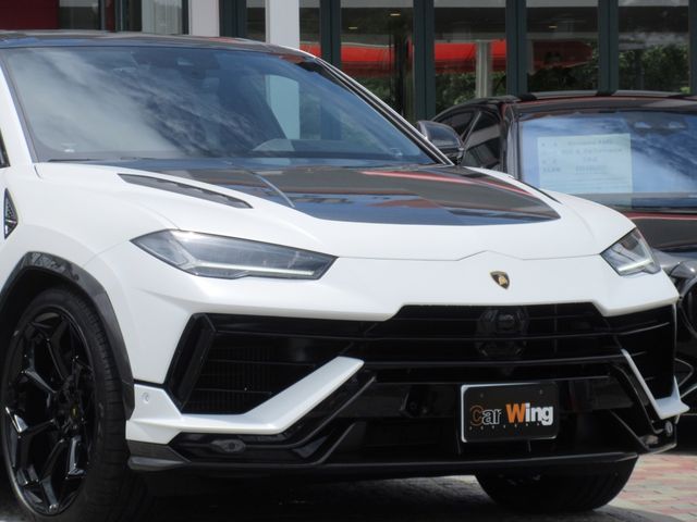 LAMBORGHINI URUS 2023 Image 31