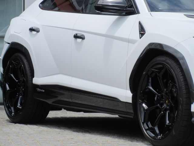 LAMBORGHINI URUS 2023 Image 31