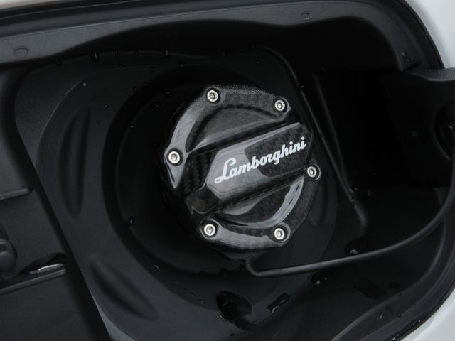 LAMBORGHINI URUS 2023 Image 31