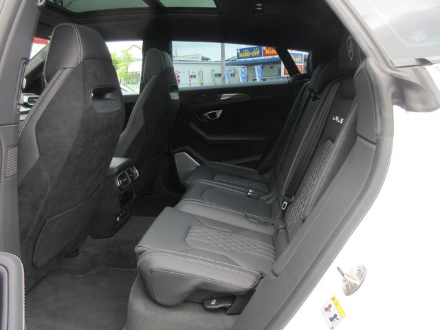 LAMBORGHINI URUS 2023 Image 31