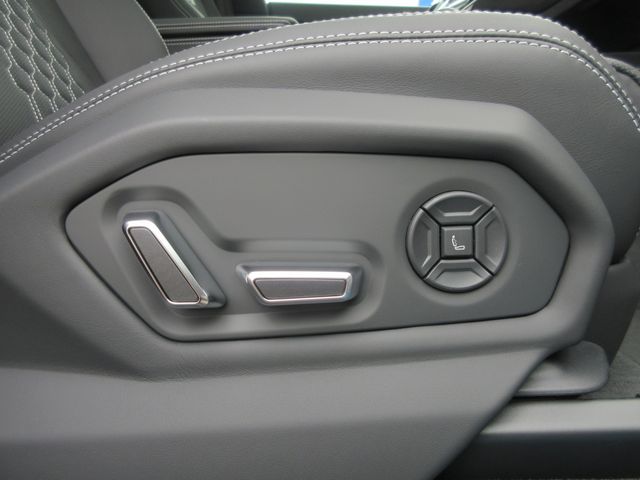 LAMBORGHINI URUS 2023 Image 31