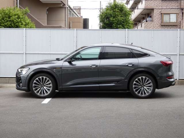 AUDI E-TRON SPORTBAC 2023 Image 31