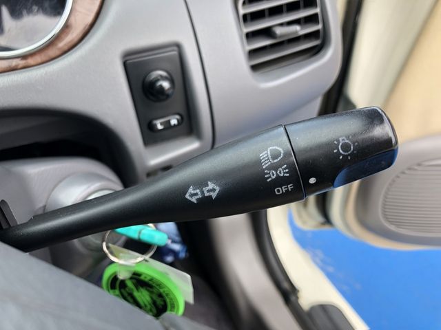 MITSUOKA VIEWT 1998 Image 31