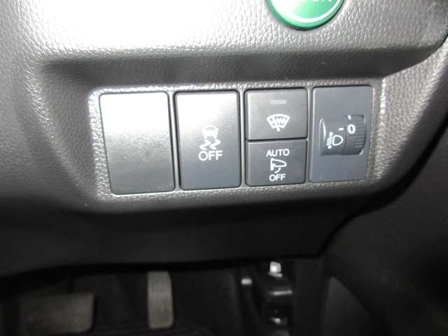 HONDA FIT 4WD 2018 Image 31