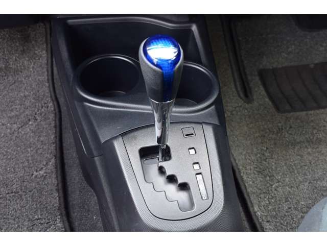 TOYOTA AQUA 2015 Image 31