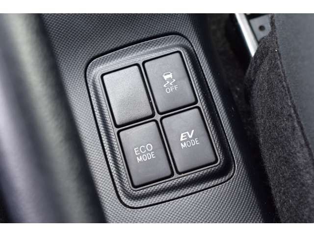 TOYOTA AQUA 2015 Image 31