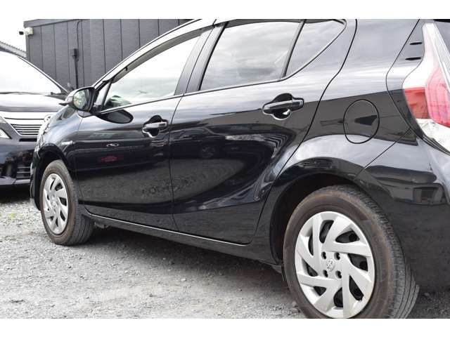 TOYOTA AQUA 2015 Image 31