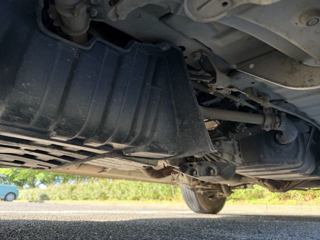 TOYOTA HIACE VAN 4WD 2015 Image 31