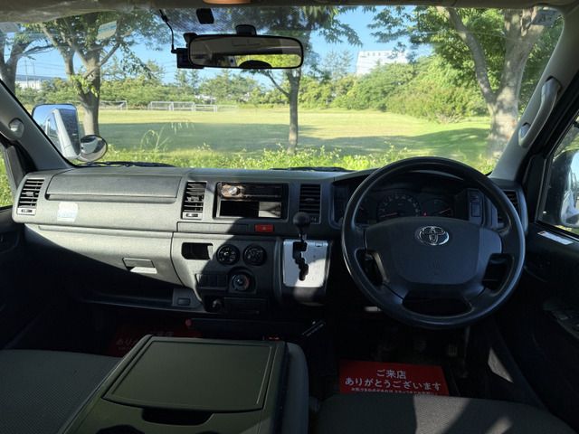 TOYOTA HIACE VAN 4WD 2015 Image 31