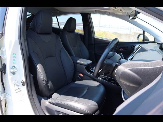 TOYOTA PRIUS 2015 Image 31