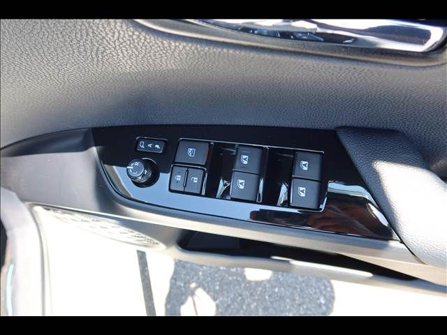 TOYOTA PRIUS 2015 Image 31