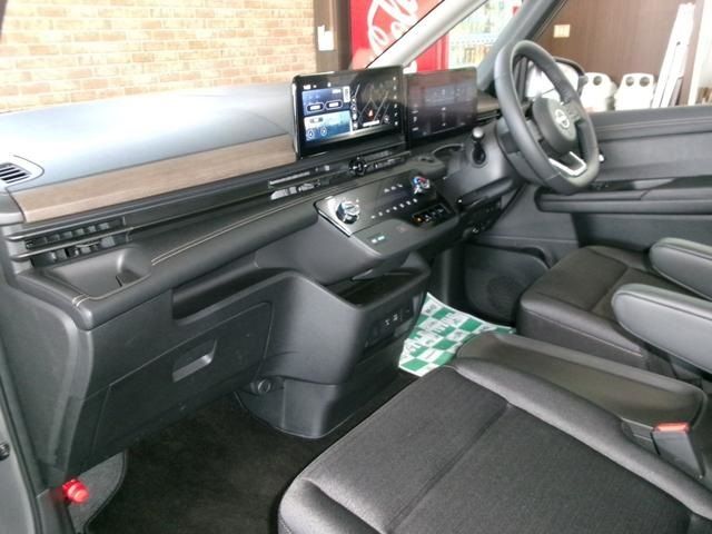 NISSAN SERENA  WG 4WD 2024 Image 31