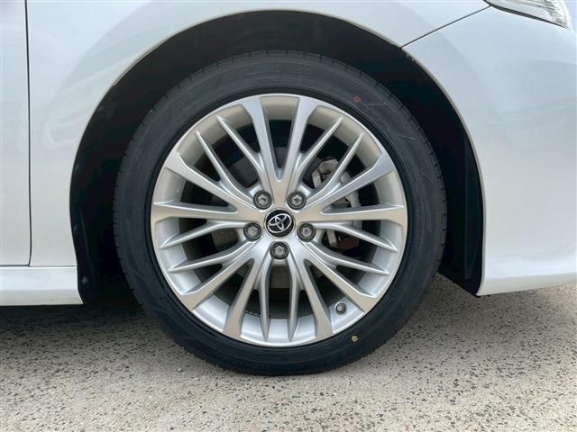 TOYOTA CAMRY HYBRID 2018 Image 31