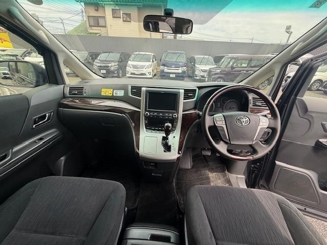TOYOTA ALPHARD 2012 Image 31