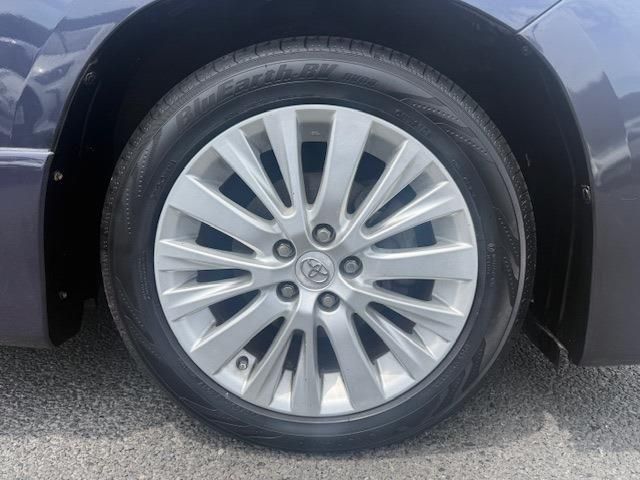 TOYOTA ALPHARD 2012 Image 31