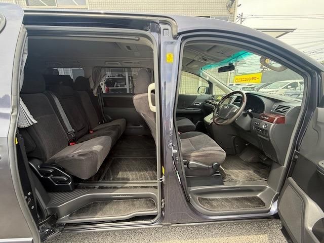 TOYOTA ALPHARD 2012 Image 31