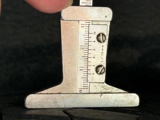 TOYOTA ALPHARD 2012 Image 31