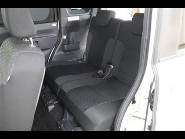 DAIHATSU WAKE 2015 Image 31