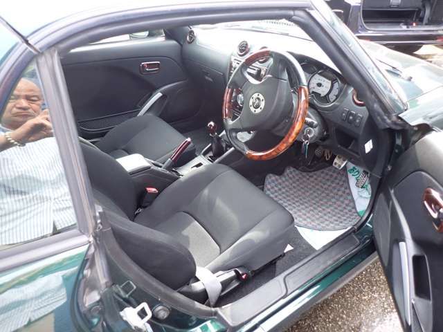 DAIHATSU COPEN 2012 Image 31