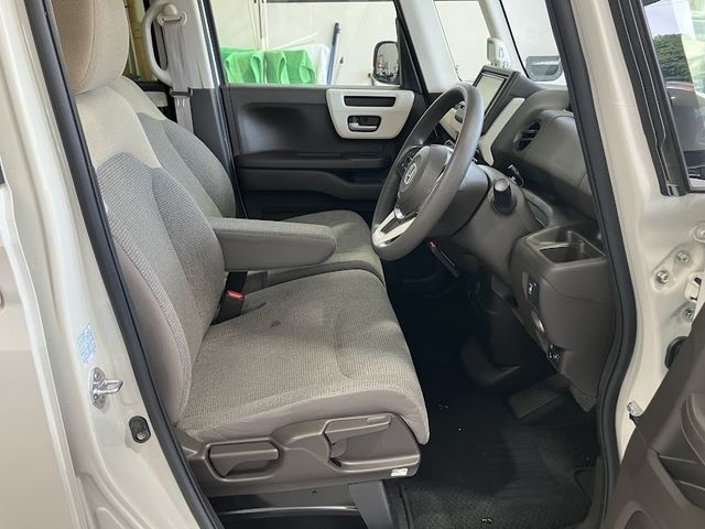 HONDA N BOX 2021 Image 31