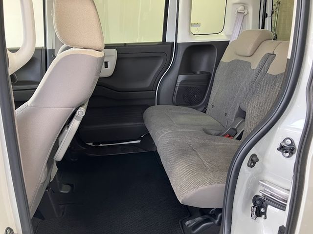 HONDA N BOX 2021 Image 31