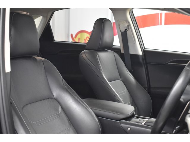 TOYOTA LEXUS NX300 AWD 2017 Image 31