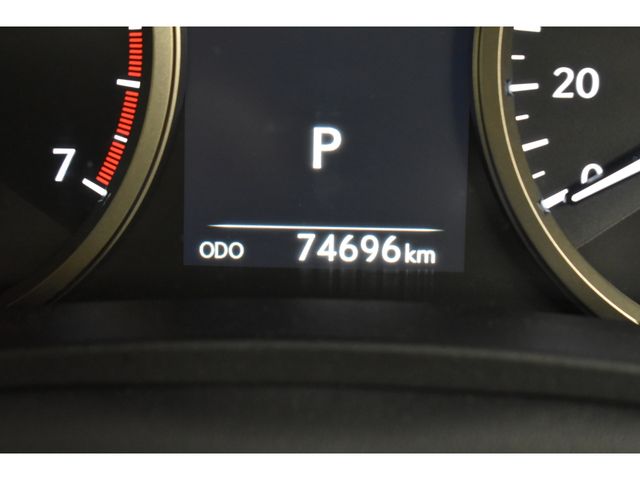 TOYOTA LEXUS NX300 AWD 2017 Image 31