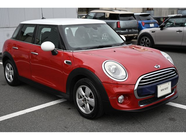 BMW MINI COOPER 5DOO 2015 Image 31