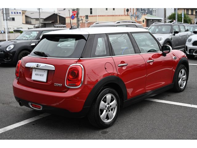 BMW MINI COOPER 5DOO 2015 Image 31