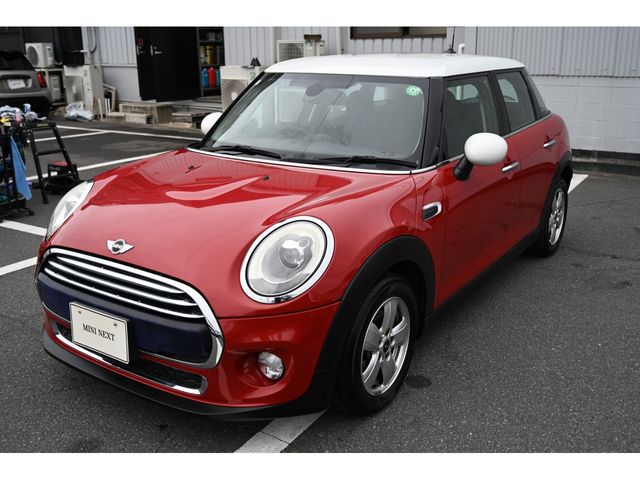 BMW MINI COOPER 5DOO 2015 Image 31