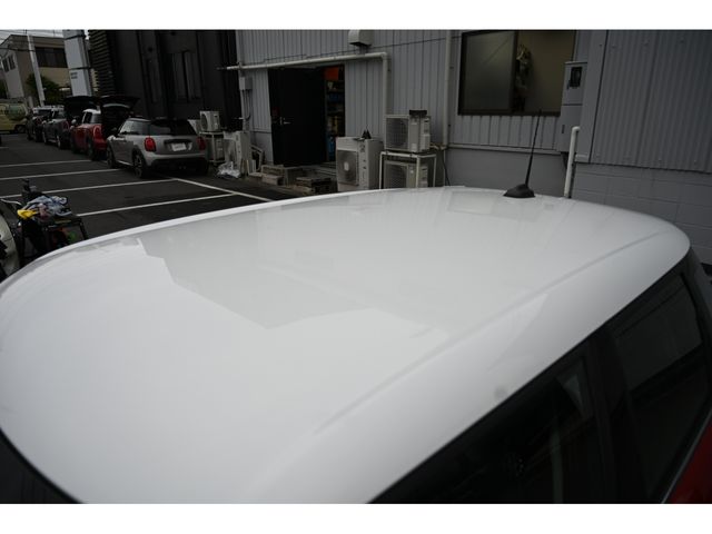 BMW MINI COOPER 5DOO 2015 Image 31